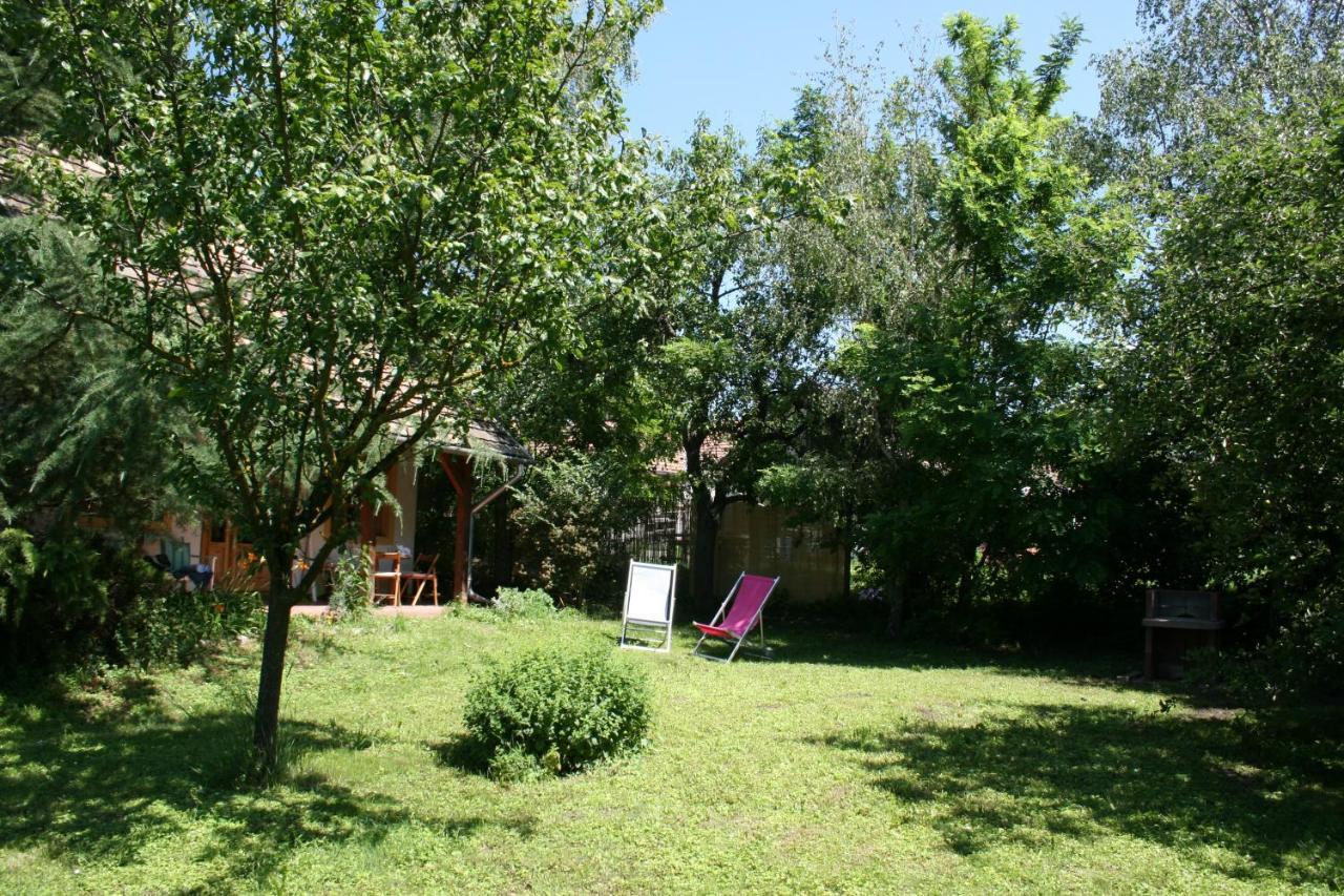 Héregi Éden Vendégház Exterior foto